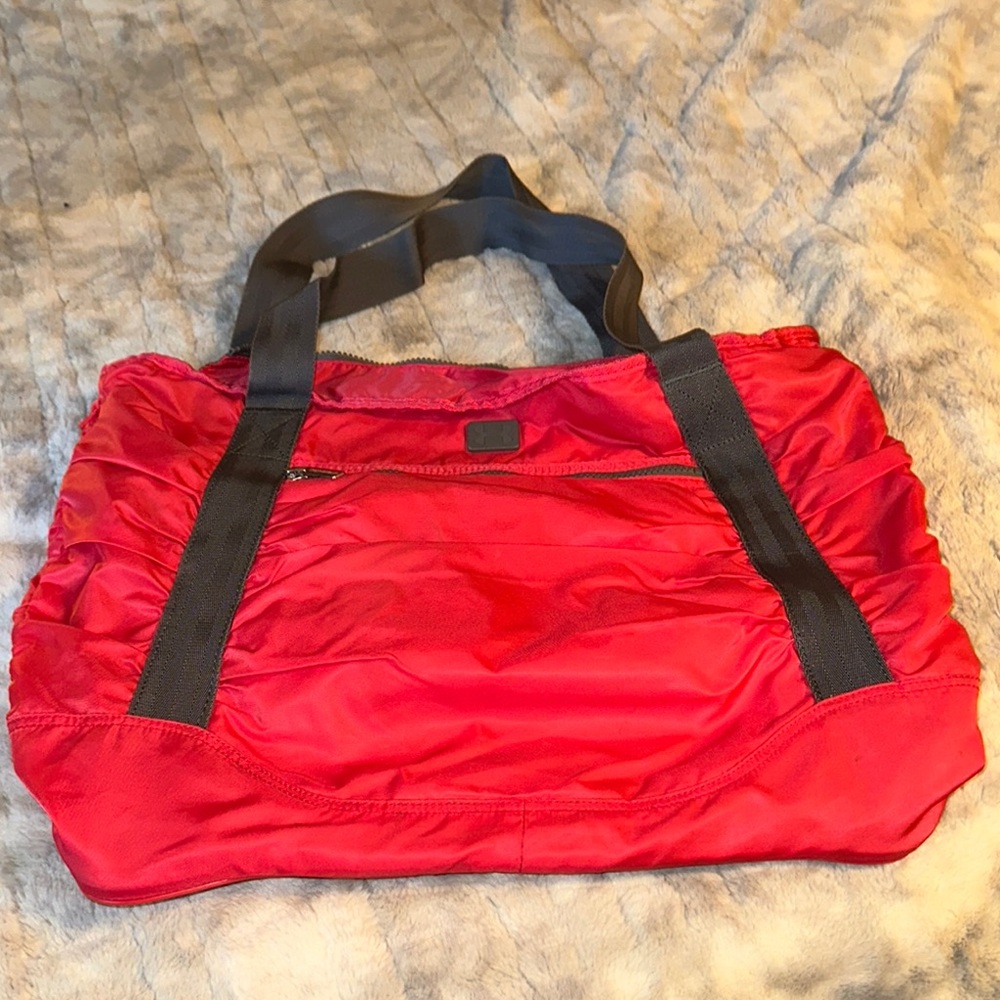 Under Armour Red and Black Tote Bag Lightweight and Foldable